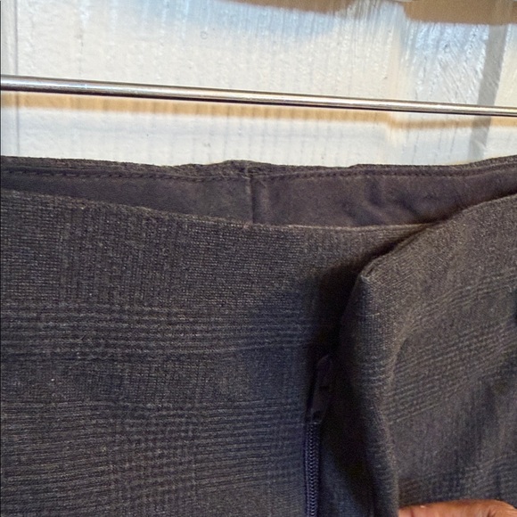 Calvin Klein Men's Elegant Black Dress Pants - Picture 12 of 13